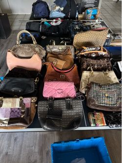 Purse moving sale