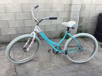 26” Beach Cruiser Schwin Legacy Bike For Womens Excellent Condition Tires Tubes Handle Bar Grips All News $120