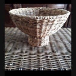Large woven display bowl, Measures 13 Inches In Diameter And 8 Inches Tall 