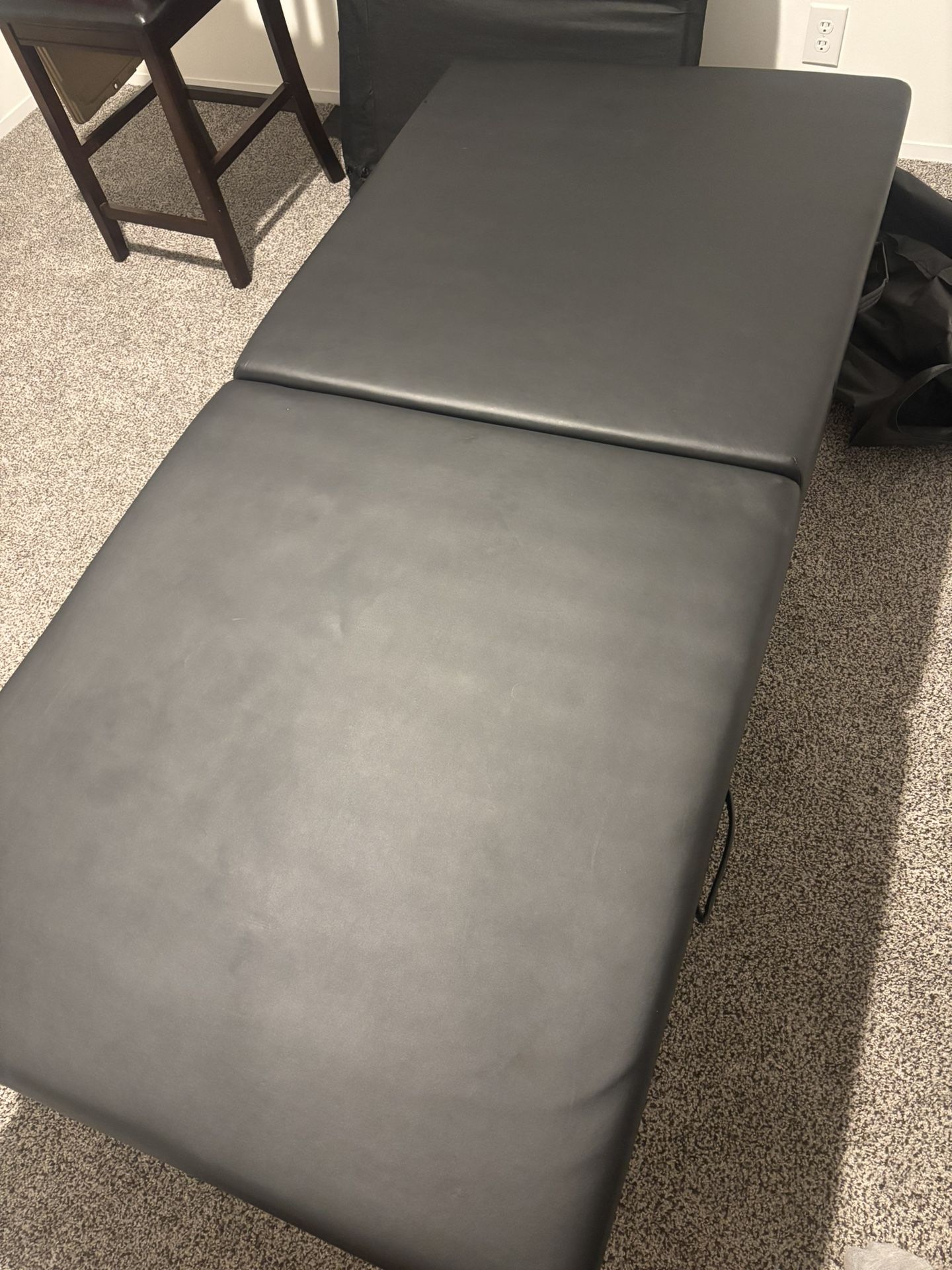 Massage Bed 