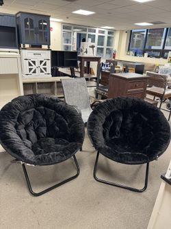 Large-size Folding Chair, Set of 2 Black Faux Leather Moon Chairs with Black Metal Frame, 38-inch Portable Foldable Chairs, Suitable for Bedroom and D