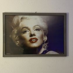 Framed Marilyn Monroe Portrait – Classic Vintage Style