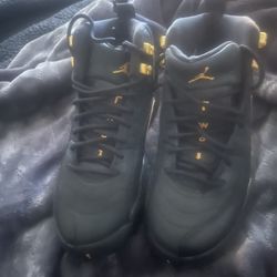 Jordan 12 Black Taxi