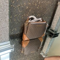 New Michael Kors Handbag