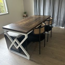 Kitchen Table w/ 2 Modern Chairs