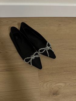 black Zara embellished bow ballet flats size 37