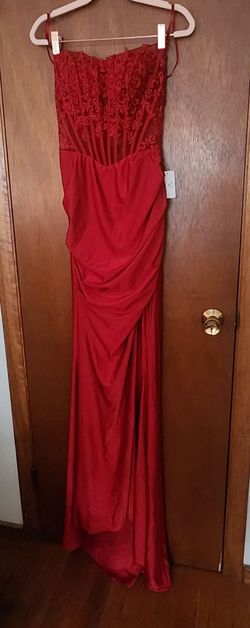 RED FORMAL/PROM DRESS