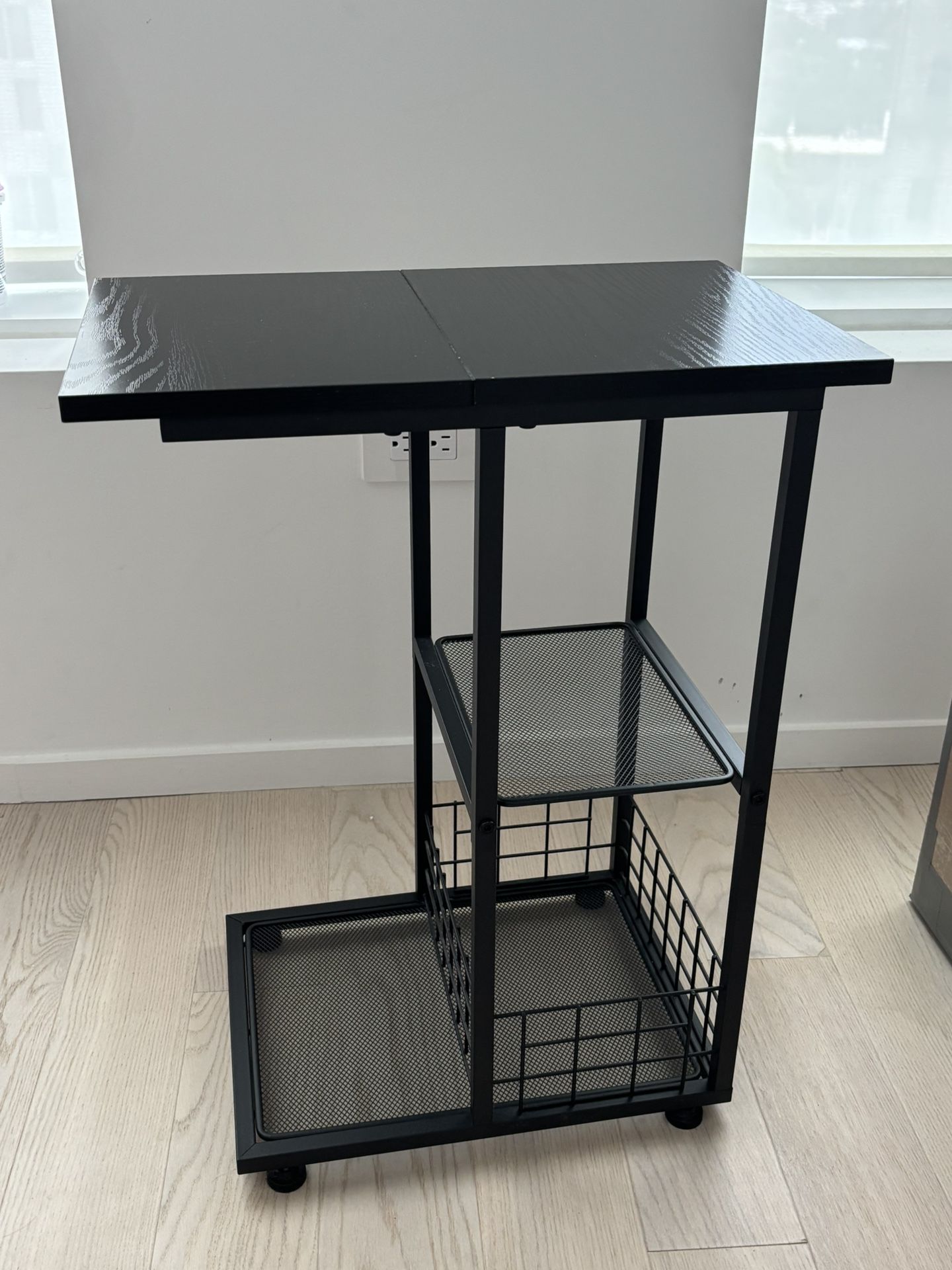 Side Table/ End Table