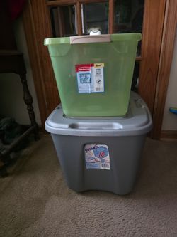 Storage totes