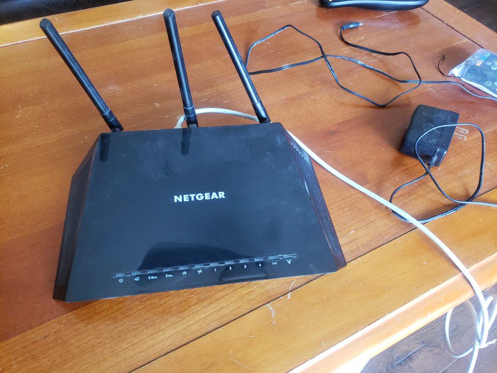 Netgear AC1750 smart wifi router R6400