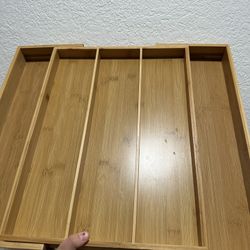 Utensil And Silverware Bamboo Expandable Organizer