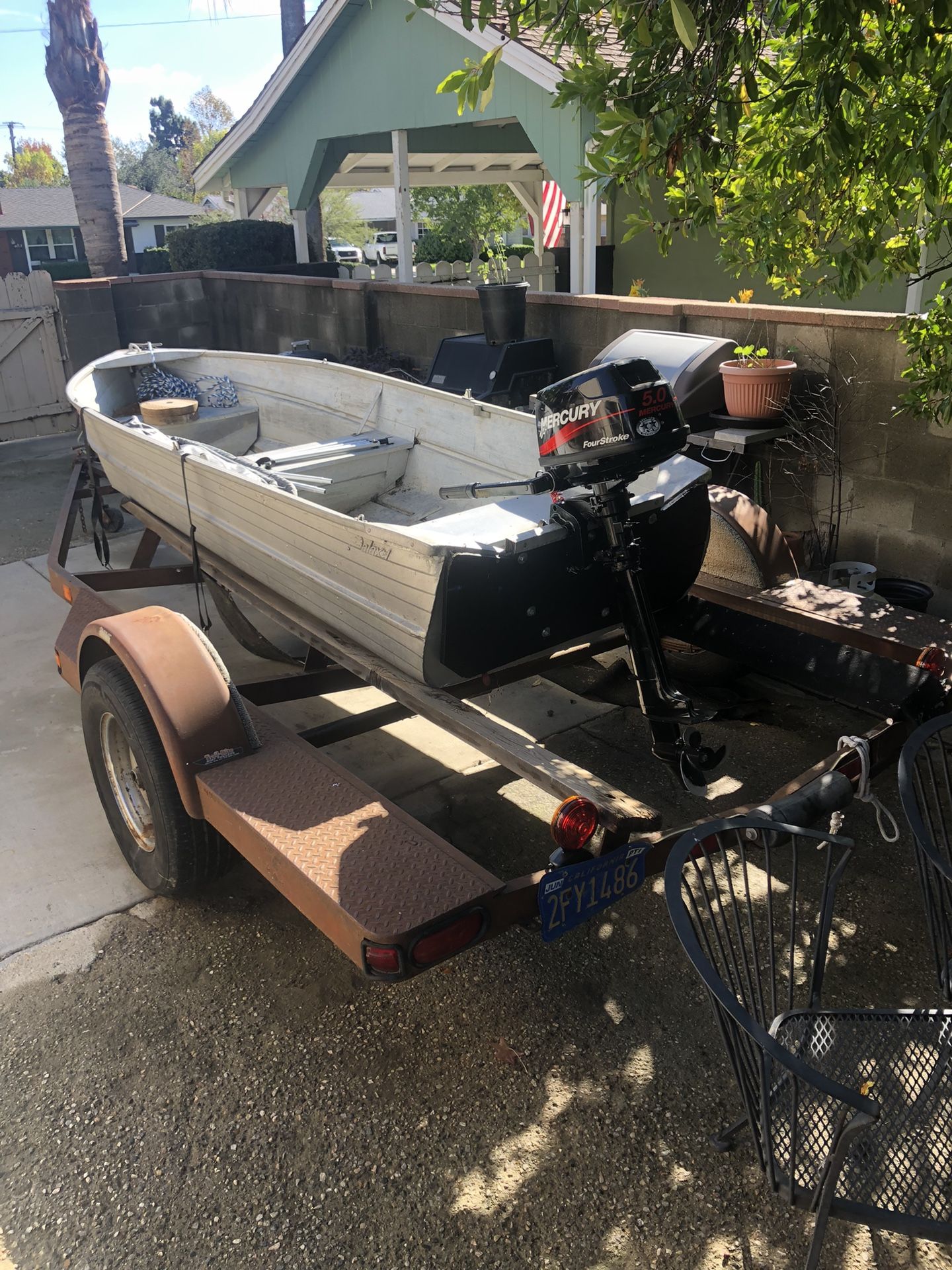 14 Foot John Boat/ Fishing Boat / Trailer