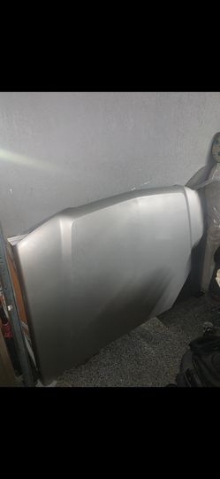 Chevy silverado hood 2000 a 2005