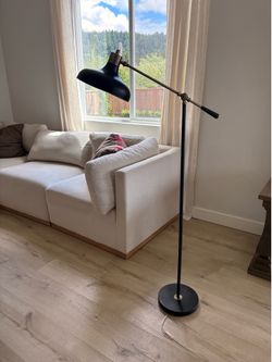 Floor lamp