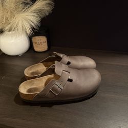 Birkenstock Boston Leather Clogs