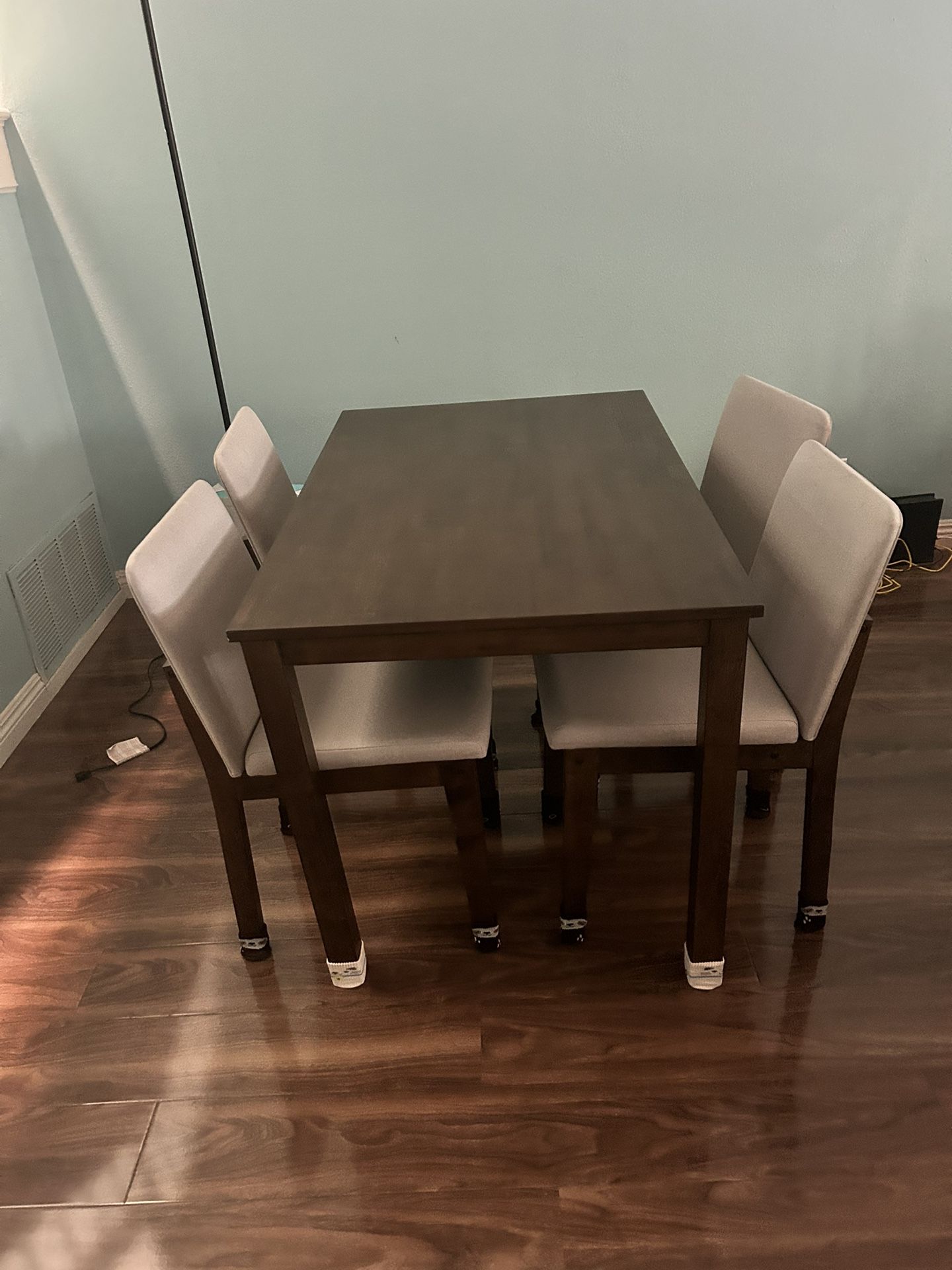 Dining Table Set
