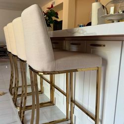 Bar stool