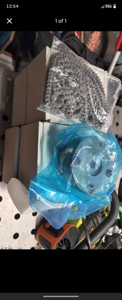 Ford 2016 3.5 N/A cam phasers and chains.