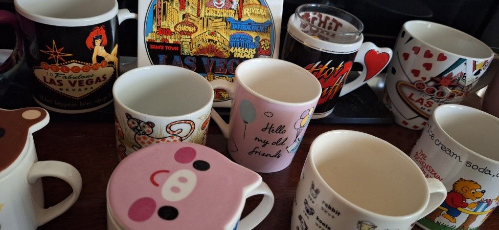 Coffee Cups and Mugs