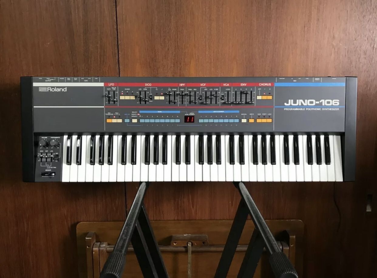 Roland Juno-106 Analog Synthesizer polysynth 6 NEW CHIPS & battery w/ case