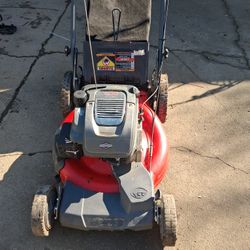 Snapper Selfpropeled  700 Emgine Series