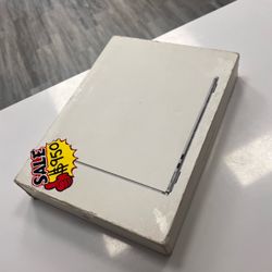 MacBook Air m3 chip 256GB 8GBram