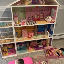 Dollhouse/Barbie