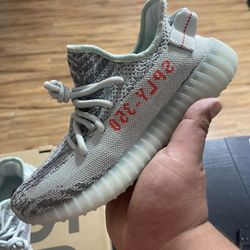 YEEZY 350 Blue Tint 