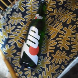 1970s Vintage 7UP Full 1000mg