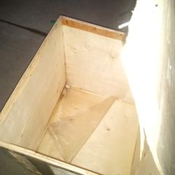 Empty Crate 🎁 For Shipping  28in/ 27/ H 27