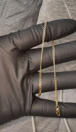 18k Gold Cuban Link Bracelet 