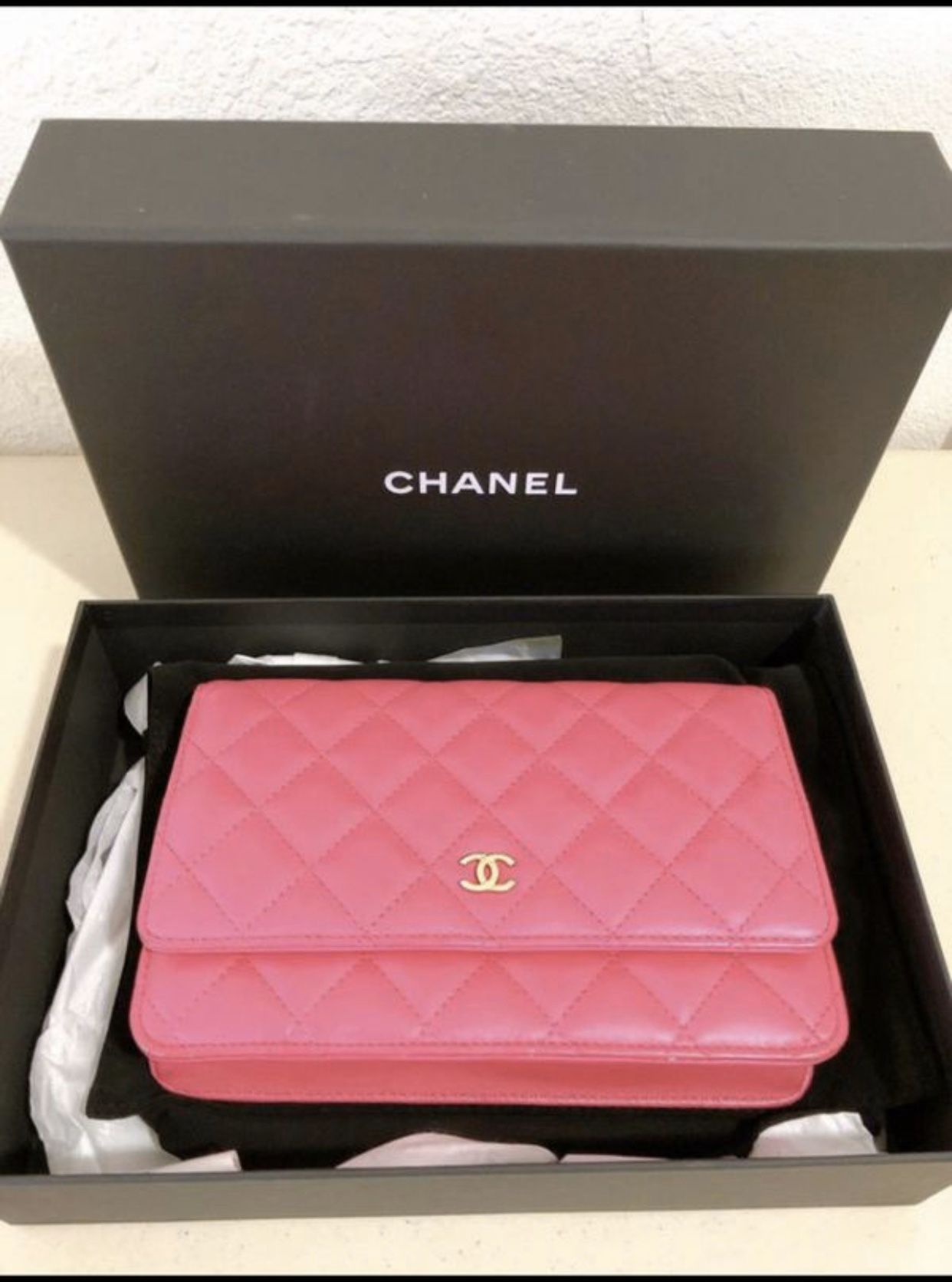 100% Authentic Like New Chanel Classic Wallet on Chain Pink Lamb Skin Leather Shoulder Bag