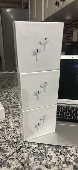 ⭐️New⭐️ AirPods 2nd Generation 