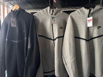 Nike Tech