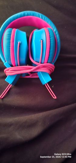 Kids Wired Over-Ear Headphones Blue Pink