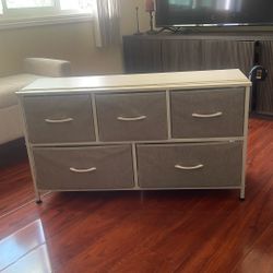Mini Dresser 