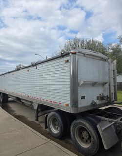 2010 Timpte Hopper Bottom Trailer – 42' x 102" x 78