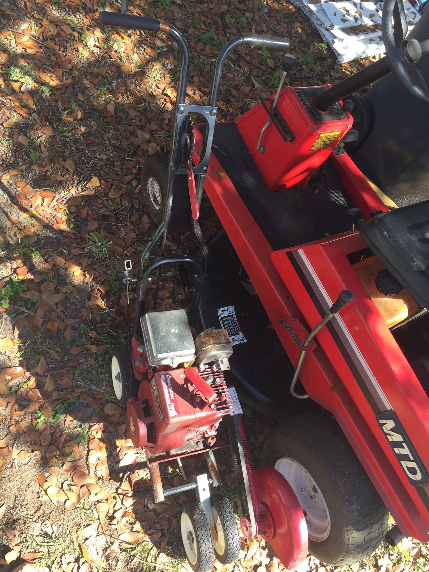 MTD Tractor riding lawnmower and edger