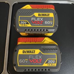 Baterías Dewalt 12AH Flexvolt Nuevas $170 Each