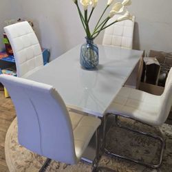 WHITE DINING CHAIRS 🪑 On Sale NOW!!!!