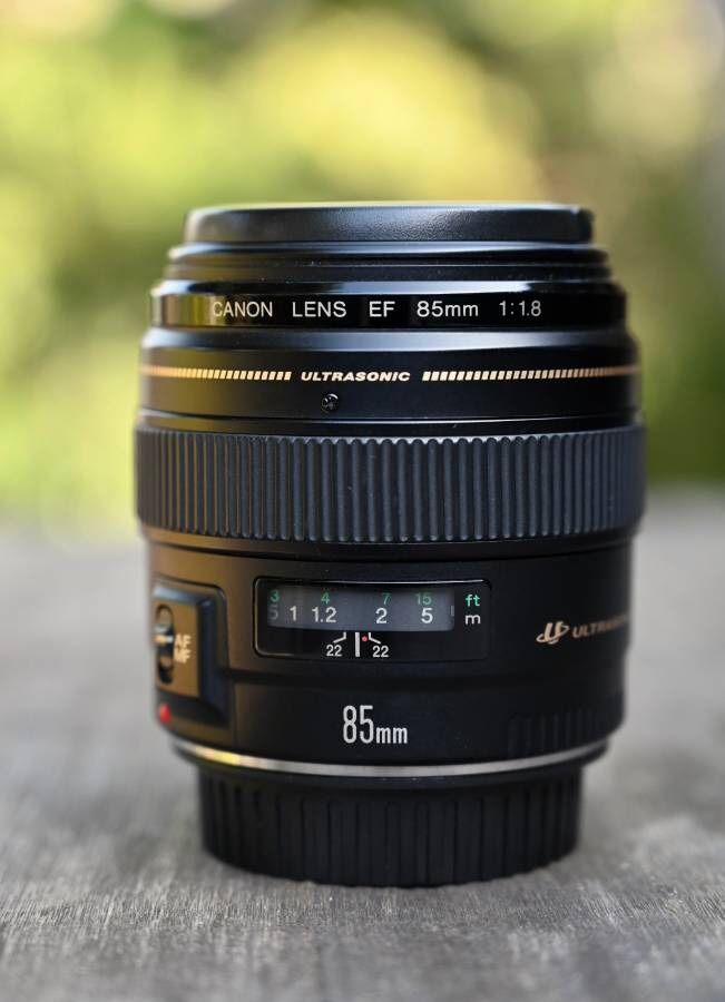 Trade: Canon 85MM f/1.8