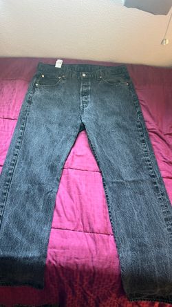 Black 501’s jeans 36x32