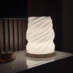 Ripple Twist Lamp
