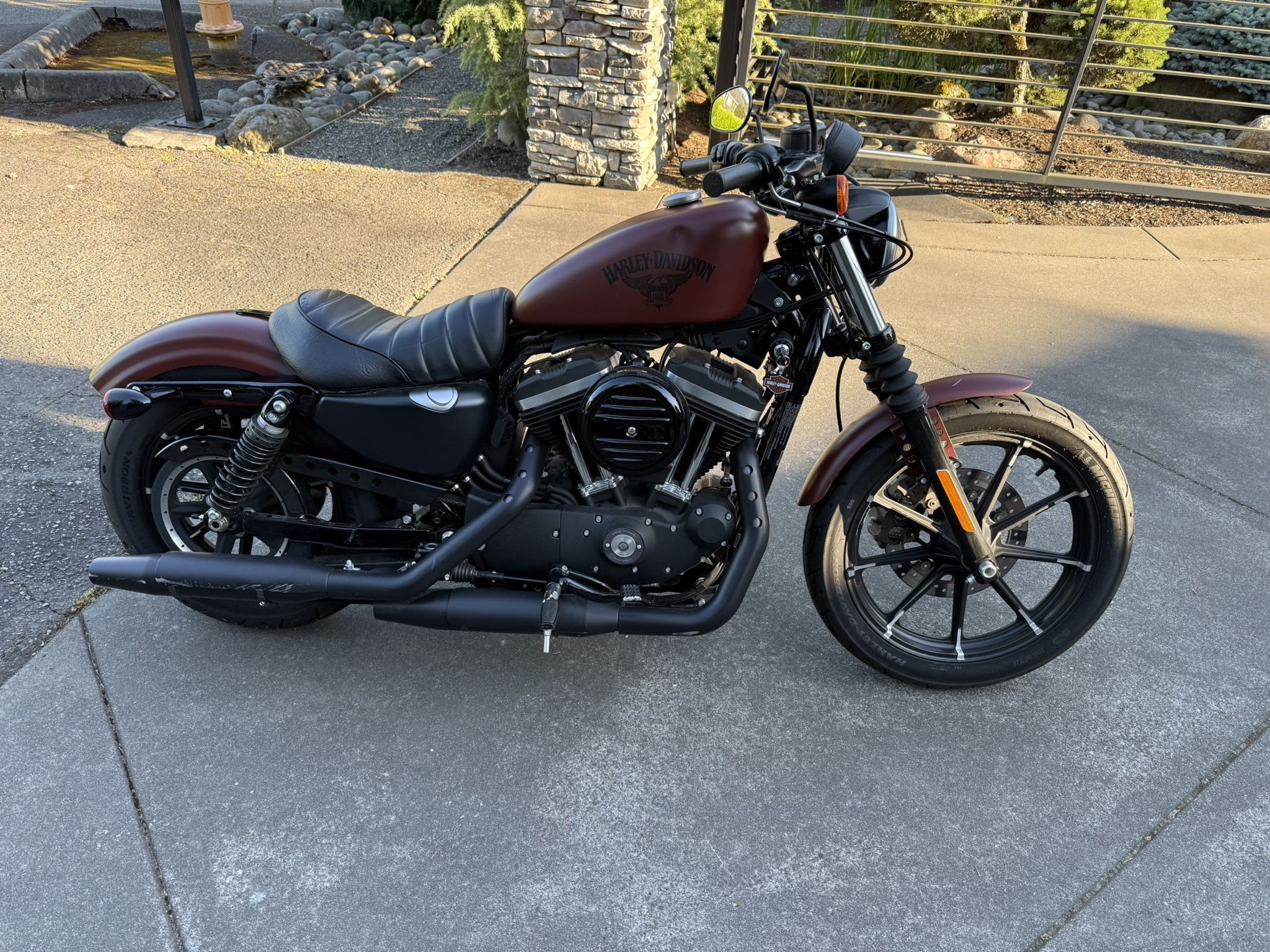2017 Harley Davidson Sportster Iron 883