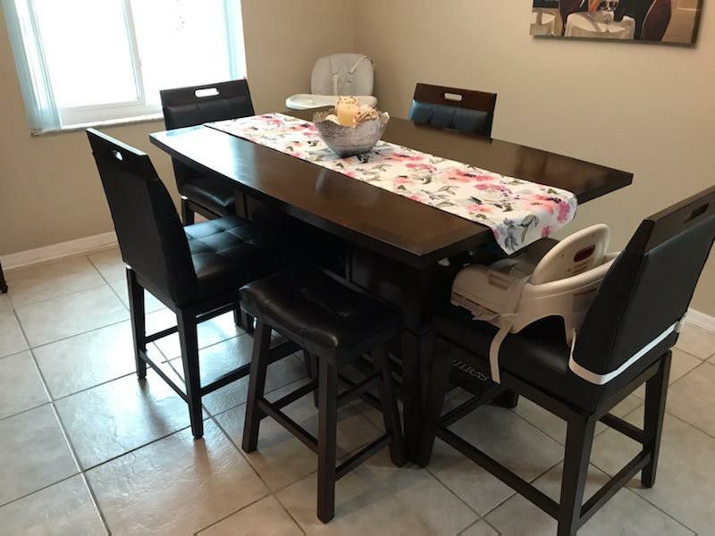 Dining set: Rooms to Go Julian 5 piece table and chairs