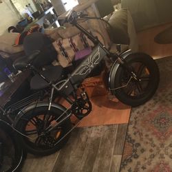 Best Folding Ebike For The Money Period!!!  Best Built And Beautiful!!! 28/30 Mph And 75 Mile Max Range Absolutely Awesome and Best Engineered! I