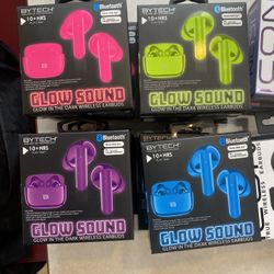 Glow in the Dark Earbuds (Bluetooth)