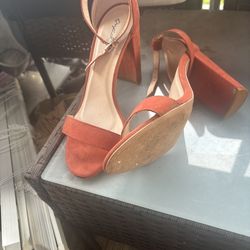 Ladies shoes