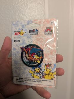 Pokemon XP Charizard Pin