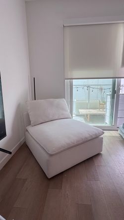 Armless Accent Chair with Cushion